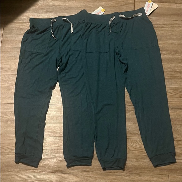 Cat & Jack Other - Cat & Jack Dark Green Jogger Pants